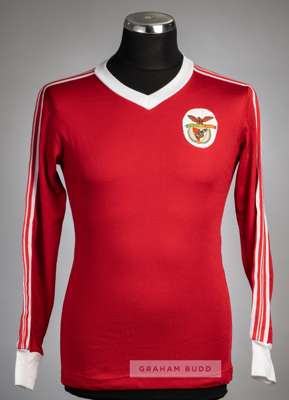 Red and white SL Benfica No.2 jersey, circa 1980,
 Friolax, long-sleeved with embroidered club crest badge, reverse numbered 2