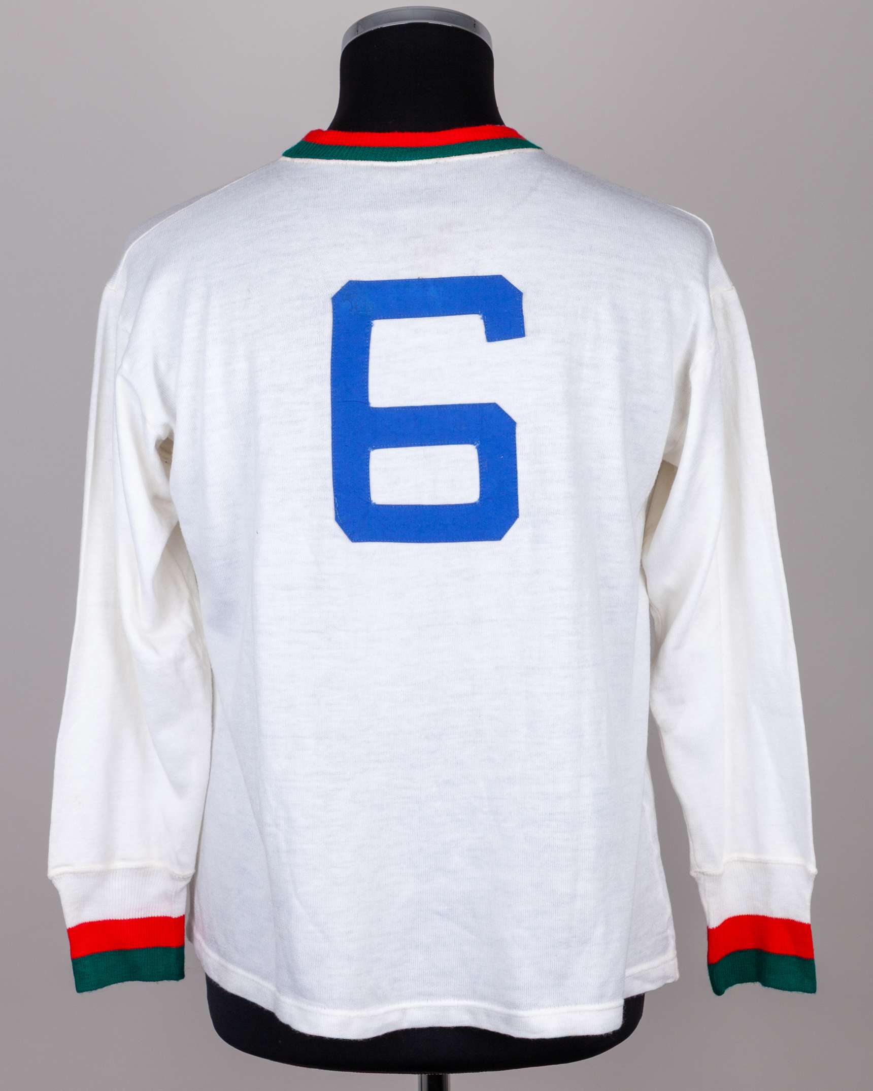 0002_ELwctF.jpeg