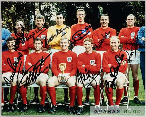 Excellent 10 by 8in. photograph signed by 10 of the successful 1966 World Cup team