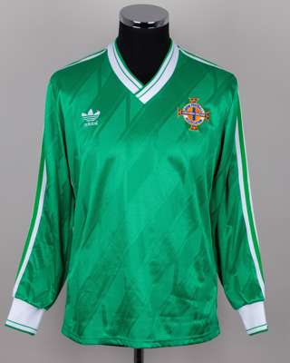 Michael O'Neill green and white No.12 Northern Ireland long-sleeved shirt, c.1988-89