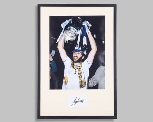 Ricky Villa signed Tottenham Hotspur framed photograph presentation