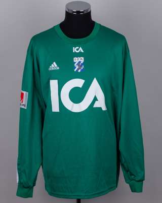 Green No.1 IFK Gothernburg goalkeeper shirt