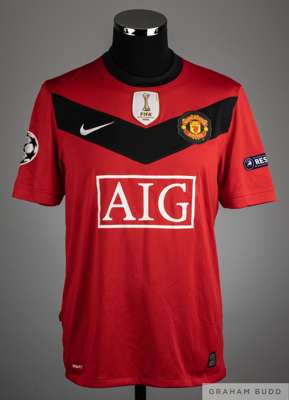 Darren Fletcher red and black No.24 Manchester United Champions League issued short-sleeved shirt, 2009-10, 
 Nike, M, with crew-neck collar and embro