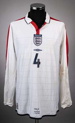 Steven Gerrard white red and blue No.4 England v. Slovakia match worn long-sleeved jersey, 
 Umbro, XL, with button-up collar and embroidered three li