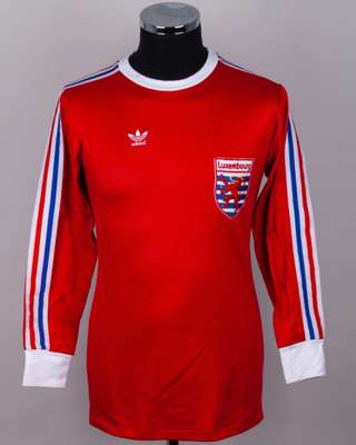 Romain Michaux red No.7 Luxembourg v. England match worn long-sleeved shirt, 1977