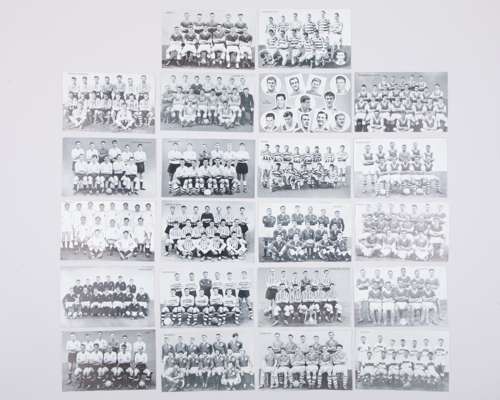 A collection of twenty-two Star Teams of 1961 cards