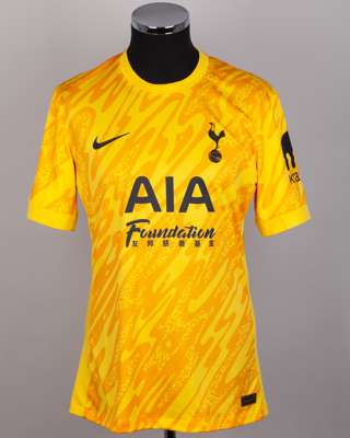 Antonin Kinsky yellow and orange No.31 Tottenham Hotspur goalkeeper shirt, 2024-25