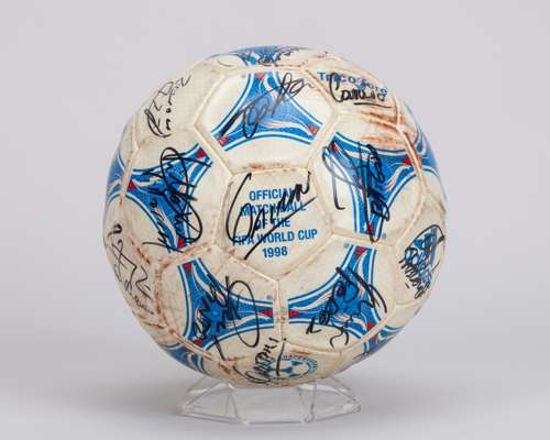 Boca Juniors v. Real Madrid Intercontinental Cup Final match ball, 2000