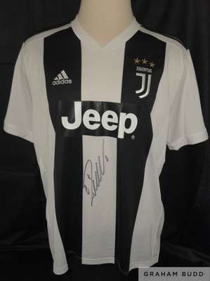 Cristiano Ronaldo signed 2018-19 Home Juventus shirt, 
 Adidas manufactured new condition, Cristiano has signed to the front below sponsor also has hi