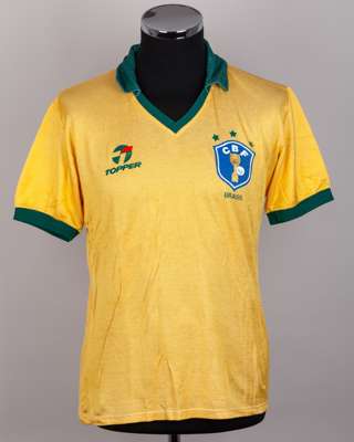 Socrates yellow and green No.18 Brazil short-sleeved shirt, 1986