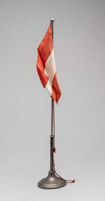 Olympic Games football 1948 London large metal flag pole with Austrian flag,
 24 in., it is engraved at bottom Sverige Osterrike Olympiaden London, 19