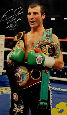 Three signed boxing print canvases,
 comprising Leon Spinks signed image of the bout v Muhammad Ali, New Orleans, 15th September 1978, the b & w print