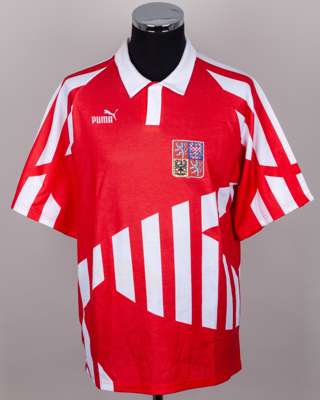 Tomas Skuhravy red and white No.10 Czech Republic v. Malta short-sleeved shirt, 1994