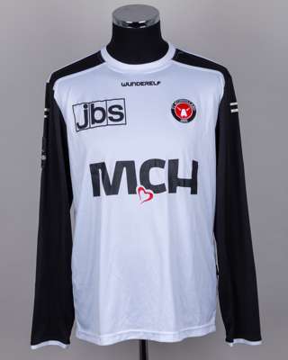 White and black No.1 FC Midtjylland v. Sunderland goalkeepers shirt, 2013