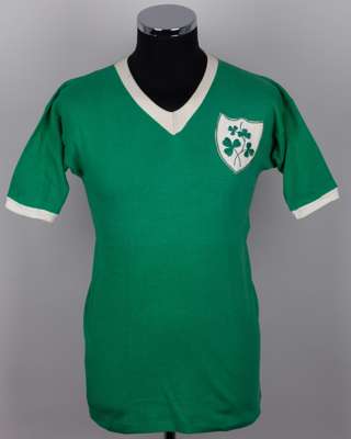 Green No.3 Republic of Ireland match worn short-sleeved shirt