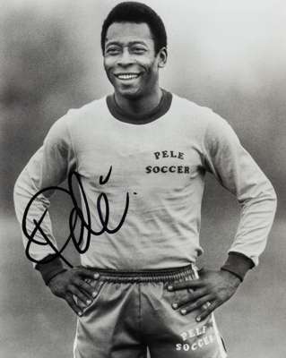 Pele signed b&w photograph,
 signed in black marker, 10 by 8in.,
