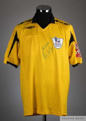 Peter Walton signed yellow Referee short sleeved shirt, 
 Umbro, size L, crew neck, printed Premier League badge, signed on front in black marker pen,