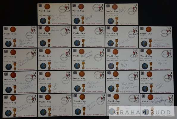 England 1966 World Cup Winners Full Set of 23 individually autographed