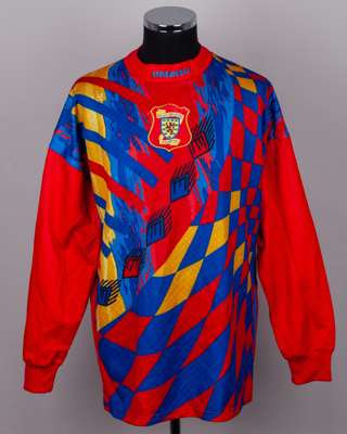 Andy Goram red, blue and yellow No.1 Scotland goalkeeper shirt, 1995-96