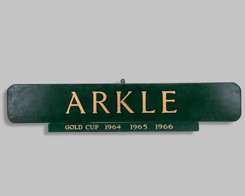 Arkle Bar sign