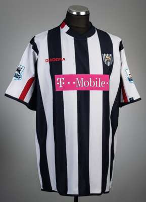 Junichi Inamoto signed navy and white West Bromwich Albion no.33 home jersey, season 2004-05,
 Diadora, short-sleeved with BARCLAYS PREMIERSHIP sleeve