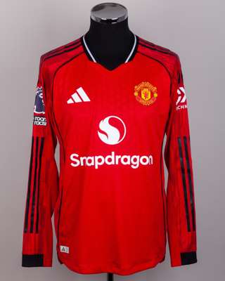 Manuel Ugarte red and No.25 Manchester United long-sleeved shirt