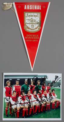 Signed Arsenal winning team photograph 1970-71,
 including Bob McNab, Bob Wilson, John Roberts, Geoff Barnet, Peter Simpson, Peter Marinello, Sammy Ne