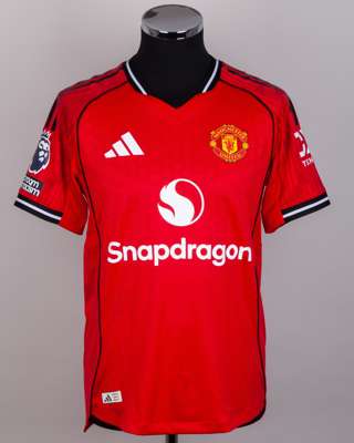 Noussair Mazraoui red No.3 Manchester United short-sleeved shirt