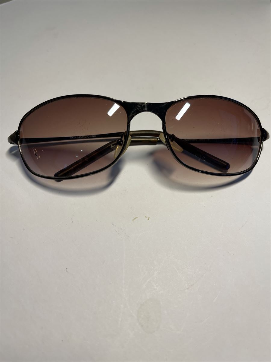 New, Ex-Demo & Lost Property Ski Goggles, Sunglasses & Glasses from Brands Oakley, Radley, Gucci, Ray-ban & more