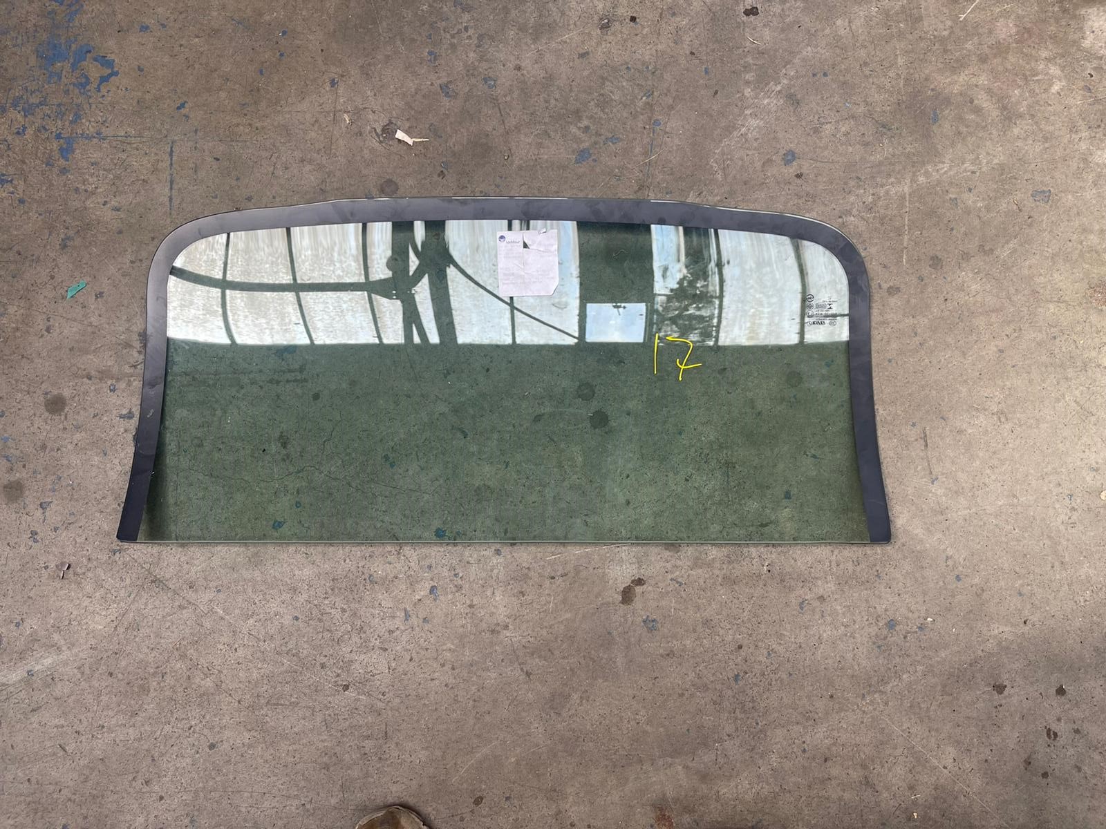 Remaining Stocks from Cab Glass Manufacturers due to Liquidation | No Reserve