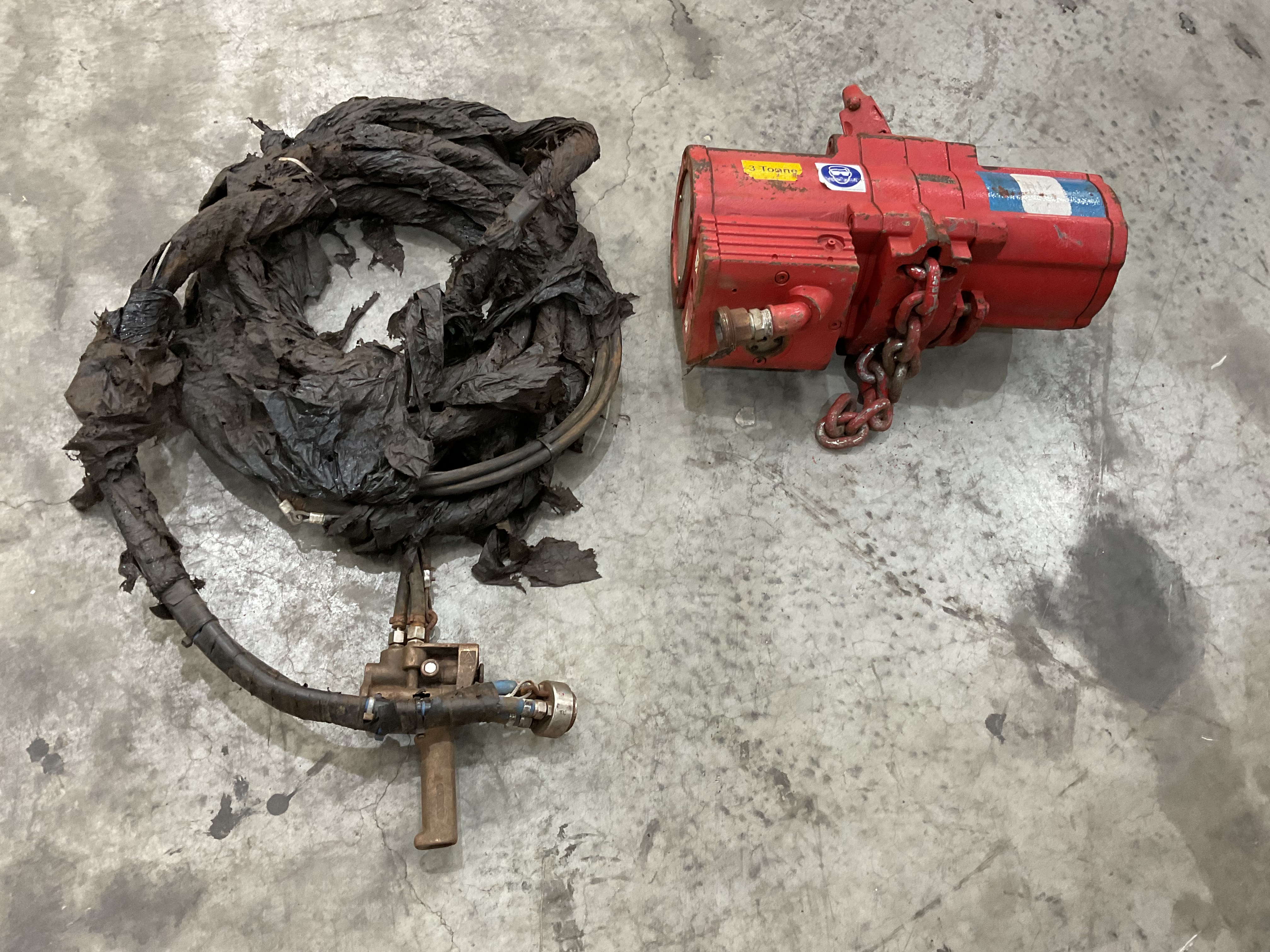 Hydraulic Hoist and Specialist Lifting Equipment, Tooling & More on Behalf of Global Oil and Gas Rental Group