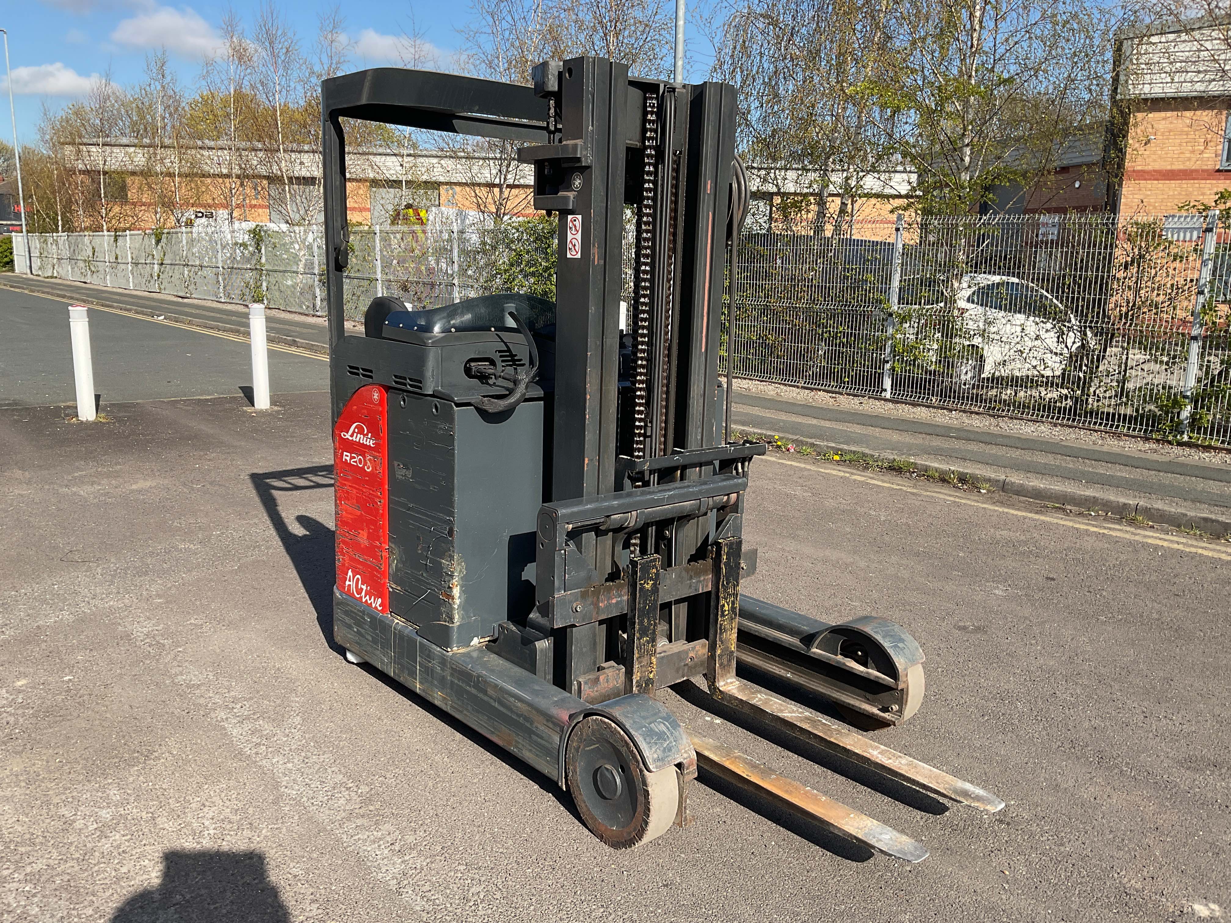 Electric, Gas, Diesel Forklift Trucks & Reach Trucks on behalf of Finance Company | All Winning Bids are Subject to Vendor Approval
