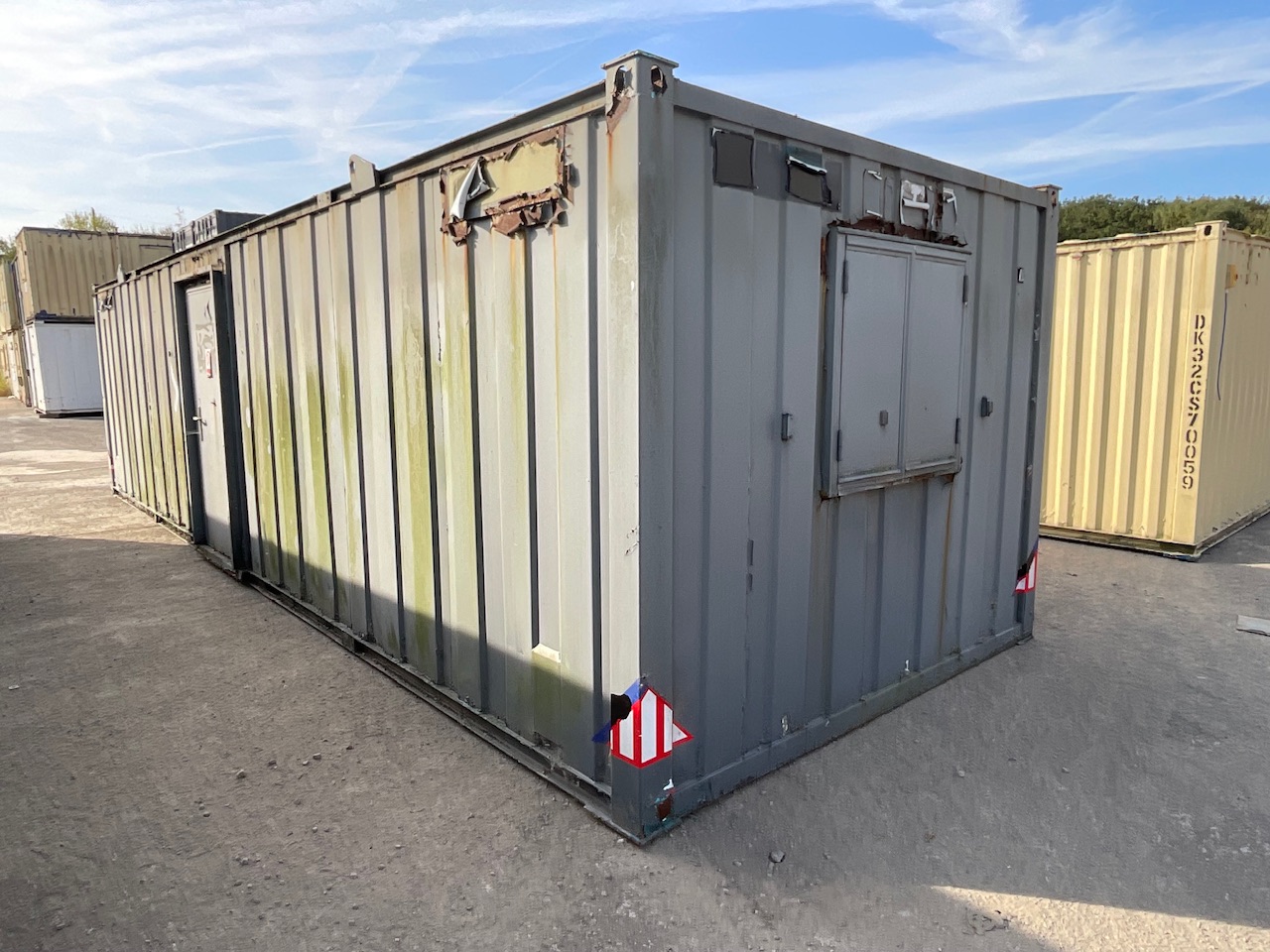 Site Accommodation to include Anti-Vandal Offices, Canteens, Drying Rooms, Toilet/Shower Blocks, Smoking Shelter & Containers | Loading Available