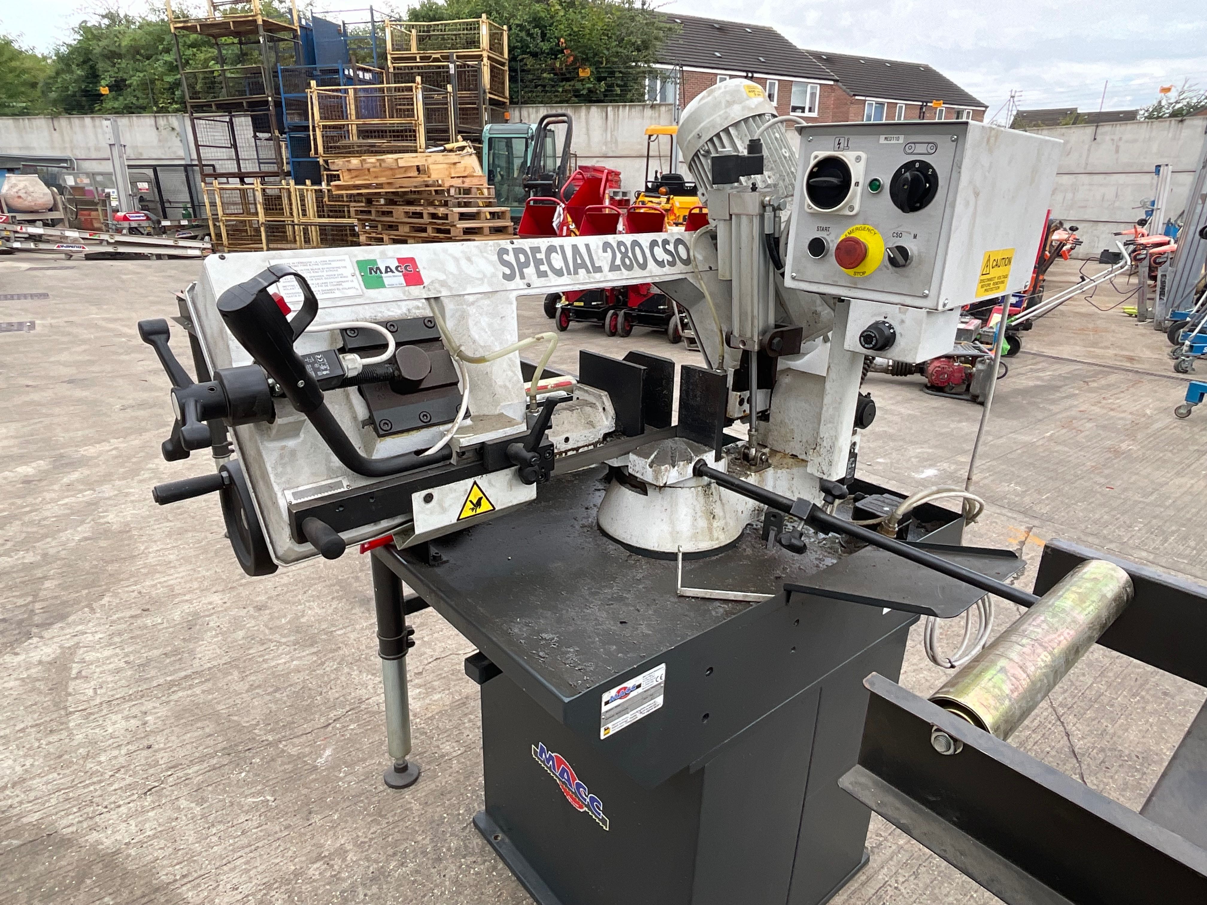 Secure Site Container, Engineering Machinery, Power Tools, Hi-Vis Workwear, Office Chairs & Furniture & more, due to Business Closure | No Reserve