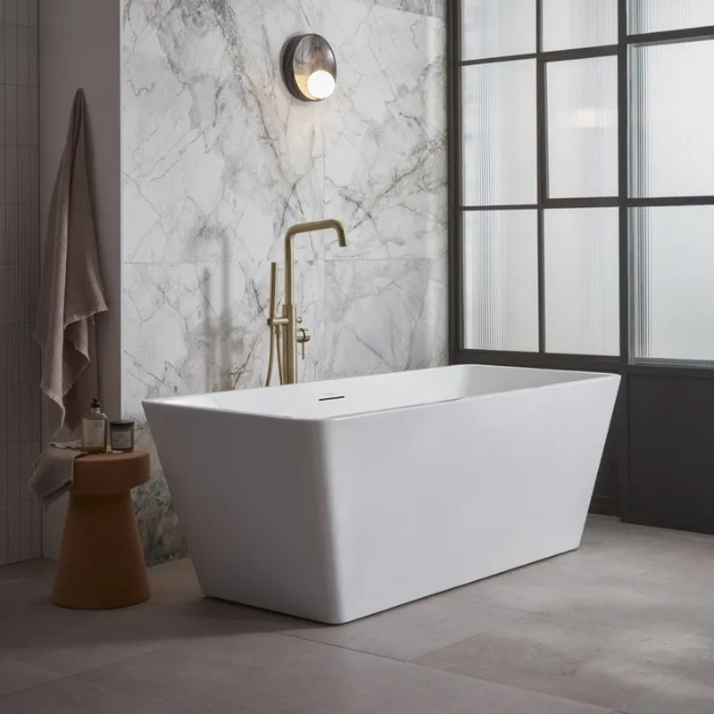New Branded Quality Bath Wares & Bathroom Equipment, due to Clearance | No Reserve | No Shipping