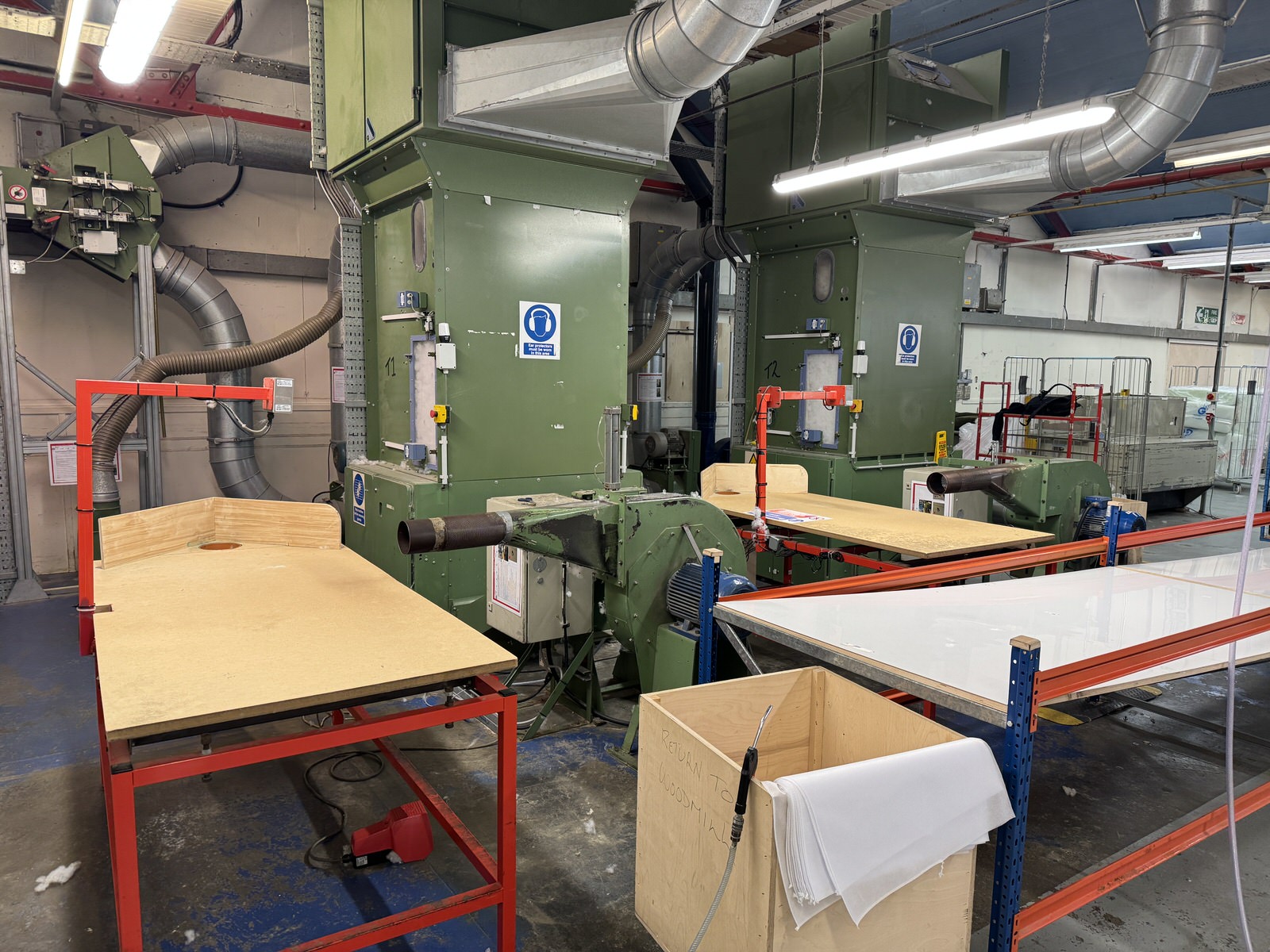 Sale 2 | Entire Contents of La–Z–Boy UK | 2003 Trutzschler Tuftomat Model TXL-4 1600 Tufting Filler, due to Restructure | Loading Available