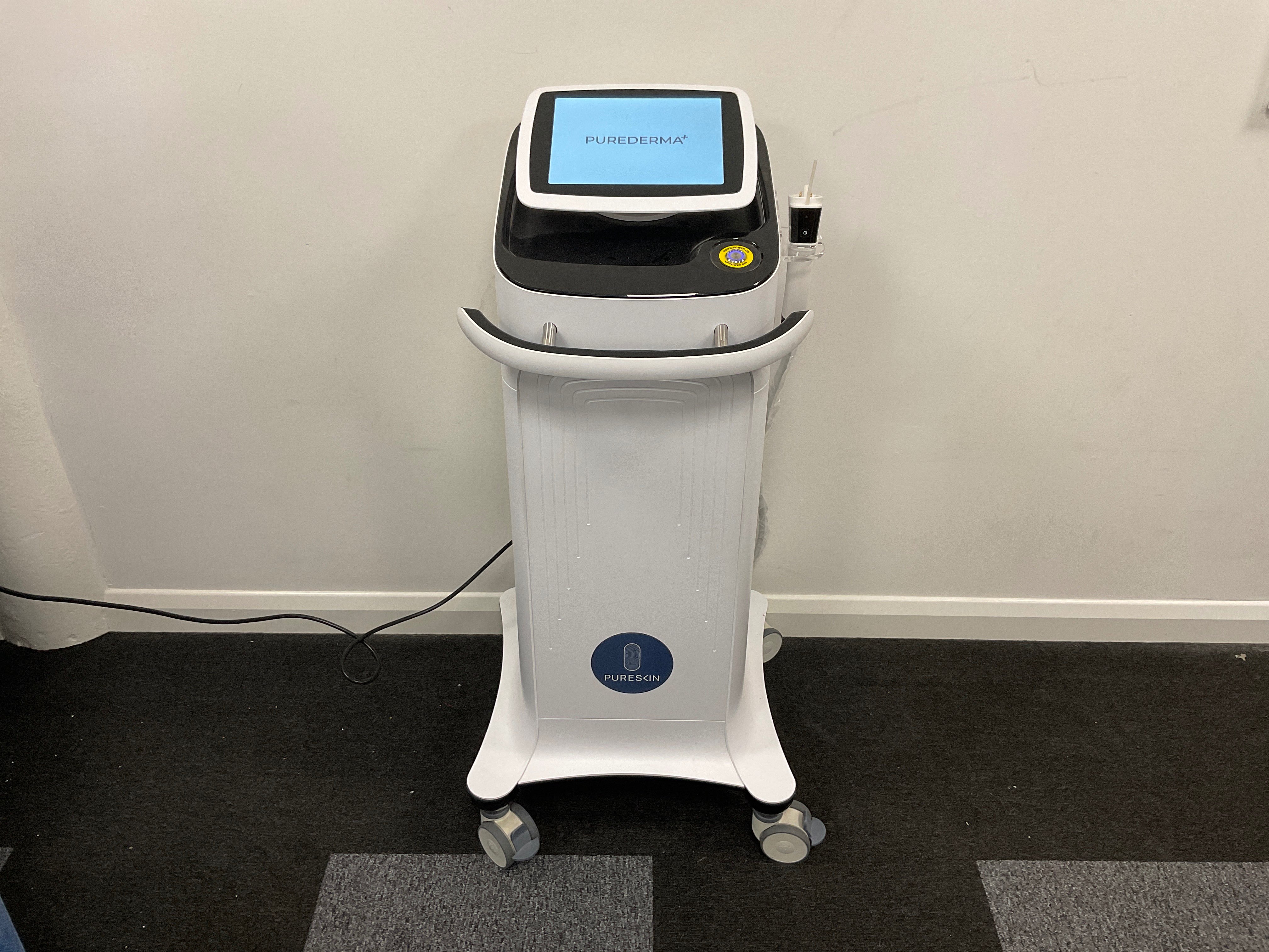Dermatology & Aesthetic Beauty Equipment on behalf of Finance Company | Subject to Vendor Approval