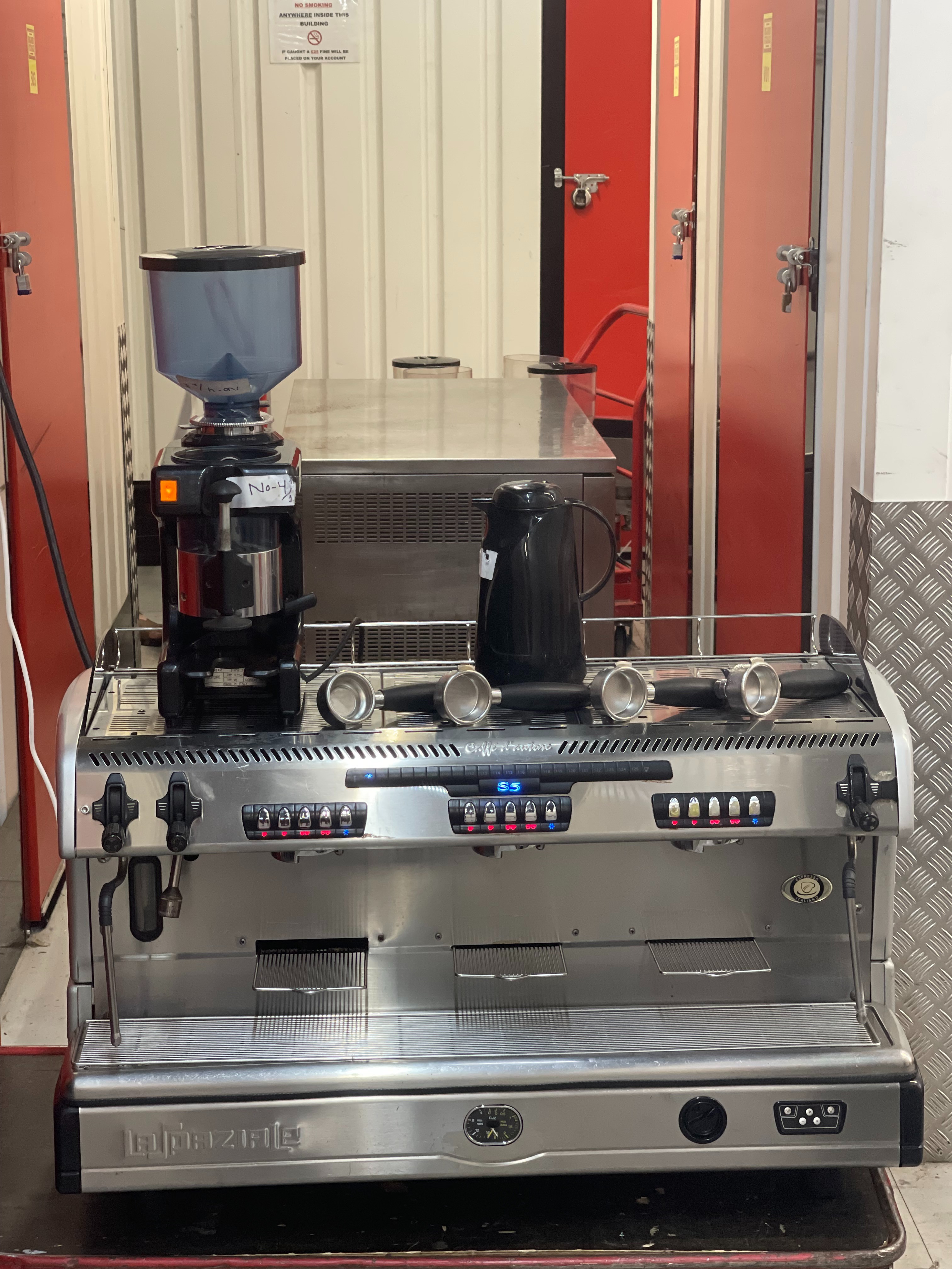 Commercial Catering Equipment to include Ovens, Coffee Machines, Char Grill, Slush Machines, Fryers, Dishwashers & more, due to Stock Clearance | No VAT on Hammer | Shipping Available