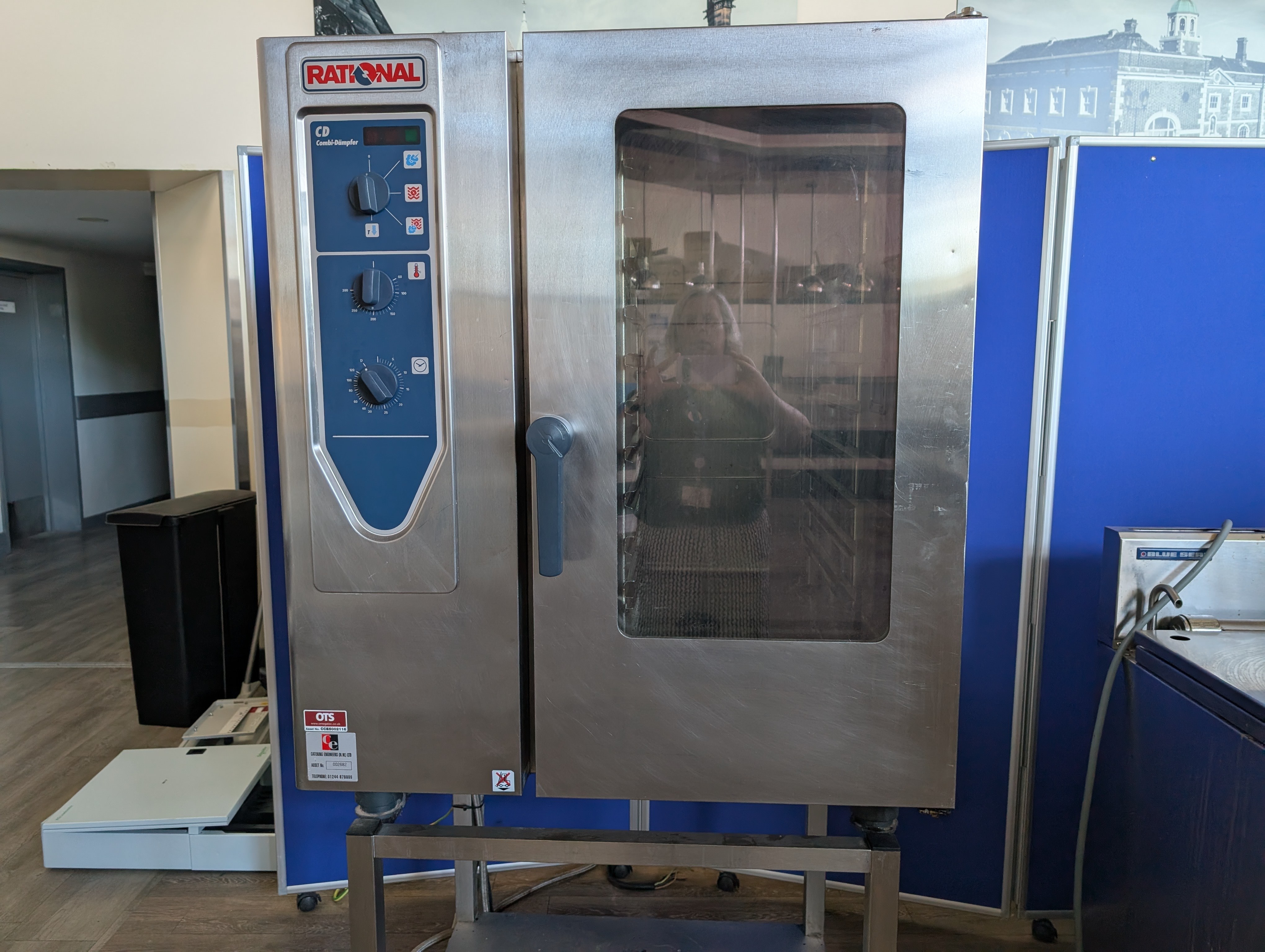 Commercial Catering Equipment to include Rational Ovens, Passthrough Dishwashers, Cold Rooms, Freezers, Coffee Machines, Fryers & more, due to Stock Clearance