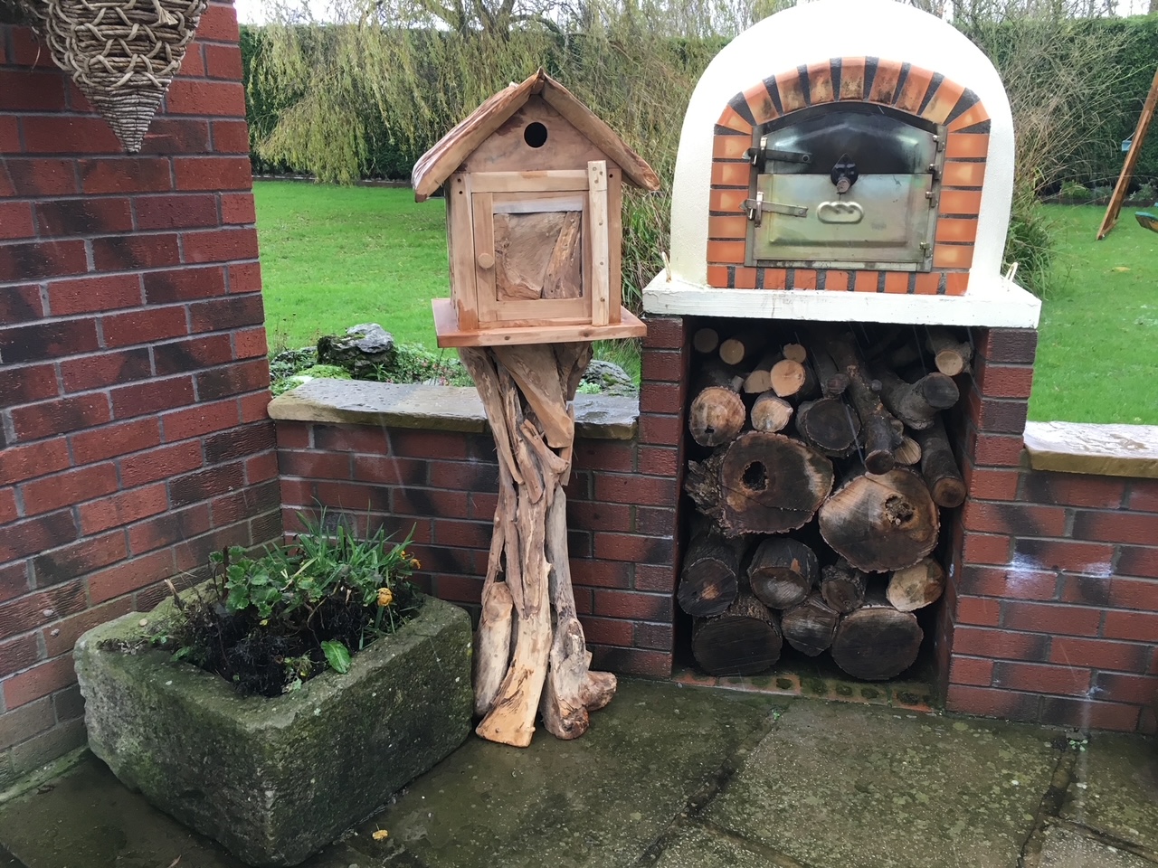 Home & Garden Decorations to include Gazebos, Fountains, Statues, Sundecks, Firepits, Brick BBQ’s, Home Decorations & more | Shipping Available
