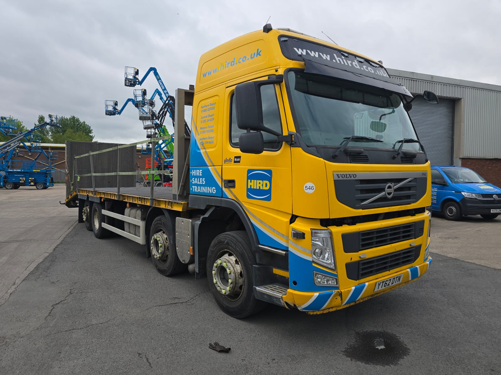 2013 Volvo FM 32t Beavertail Plant Wagon with Winch direct from Hire Company, due to Fleet Renewal