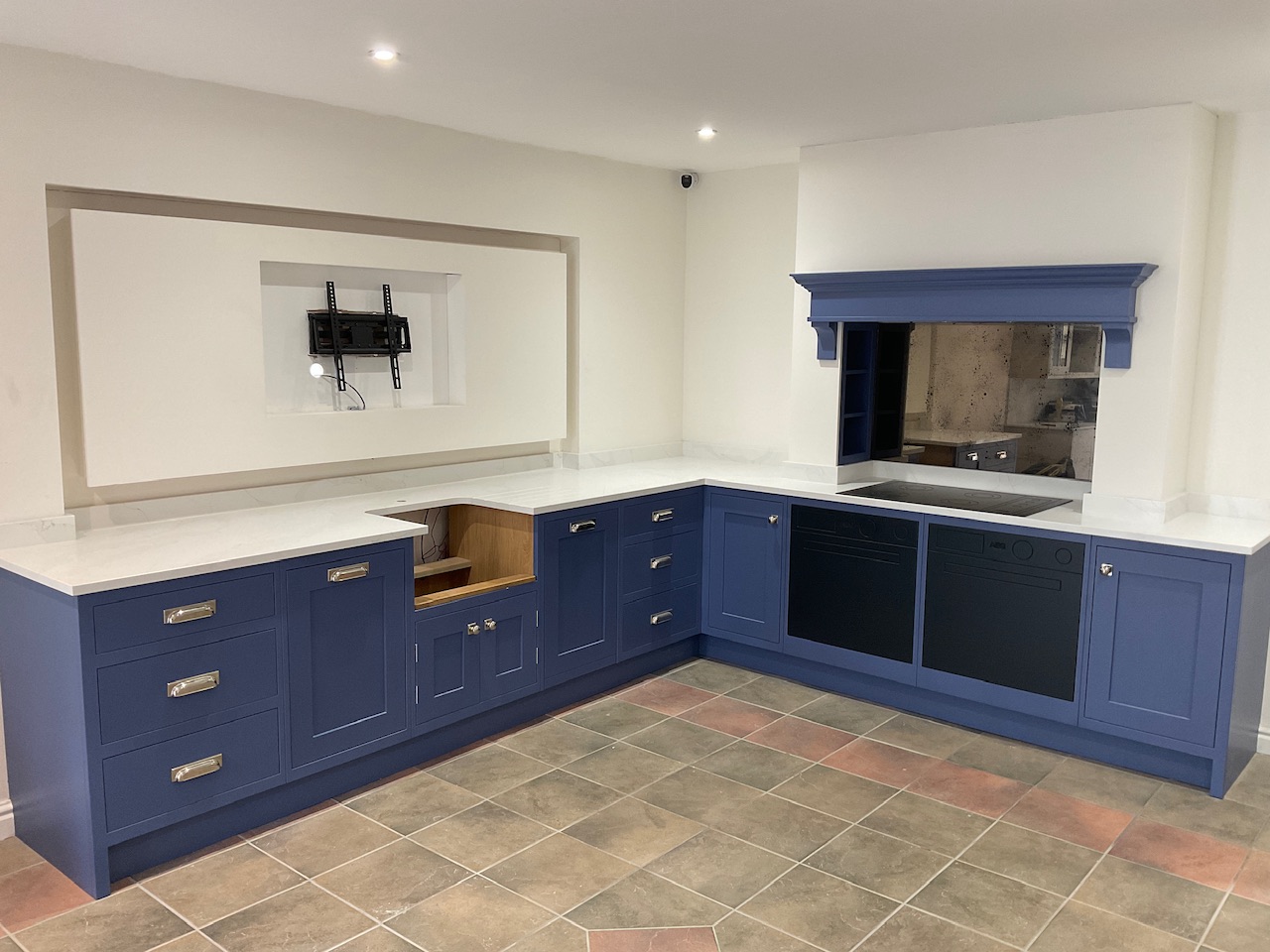 Contents of Kitchen Manufacturer to include CNC Machine, Panel Saw, Edgebander, Spindle Moulder, Paint Spray Booth & more, due to Retirement | Loading Available | No Reserve | No VAT on Hammer