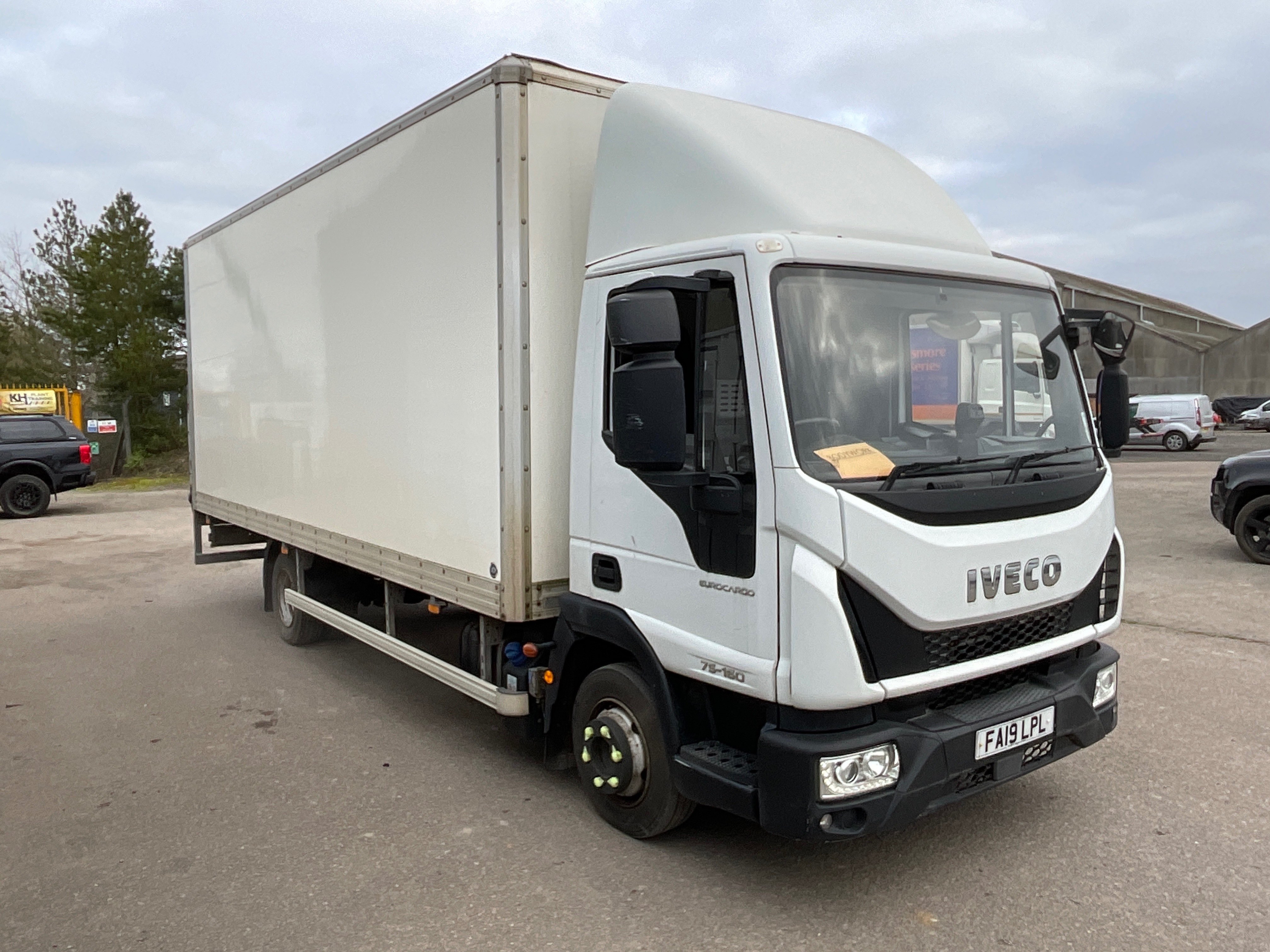 End of Lease Mercedes, MAN, Iveco & DAF Commercial Vehicles to include Tractor Units, Box Lorries & Curtain Siders on behalf of Leasing Company