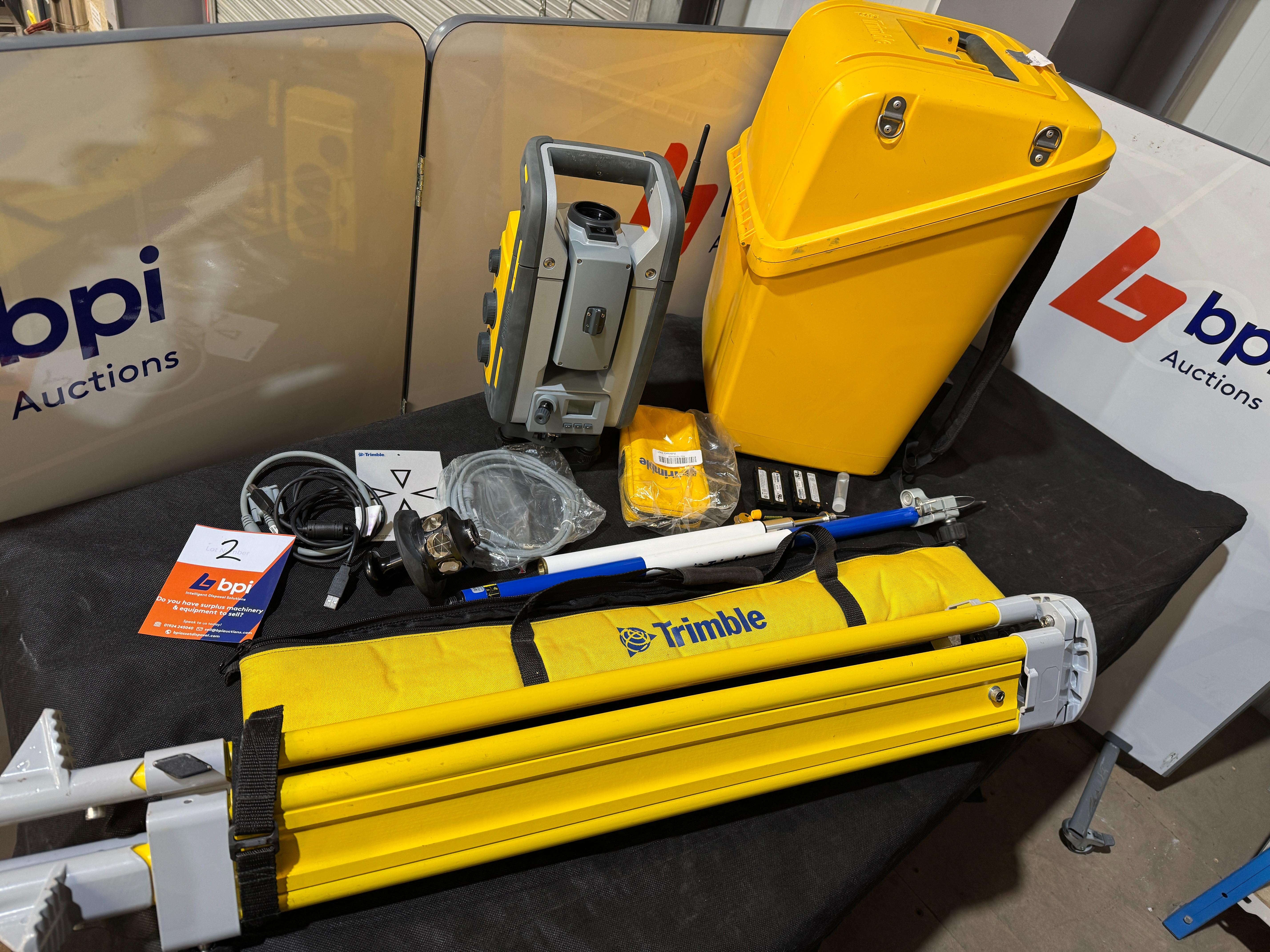Scientific, Surveying & Vintage Equipment on behalf of Leeds College of Building, due to Stock Clearance | No VAT on Hammer