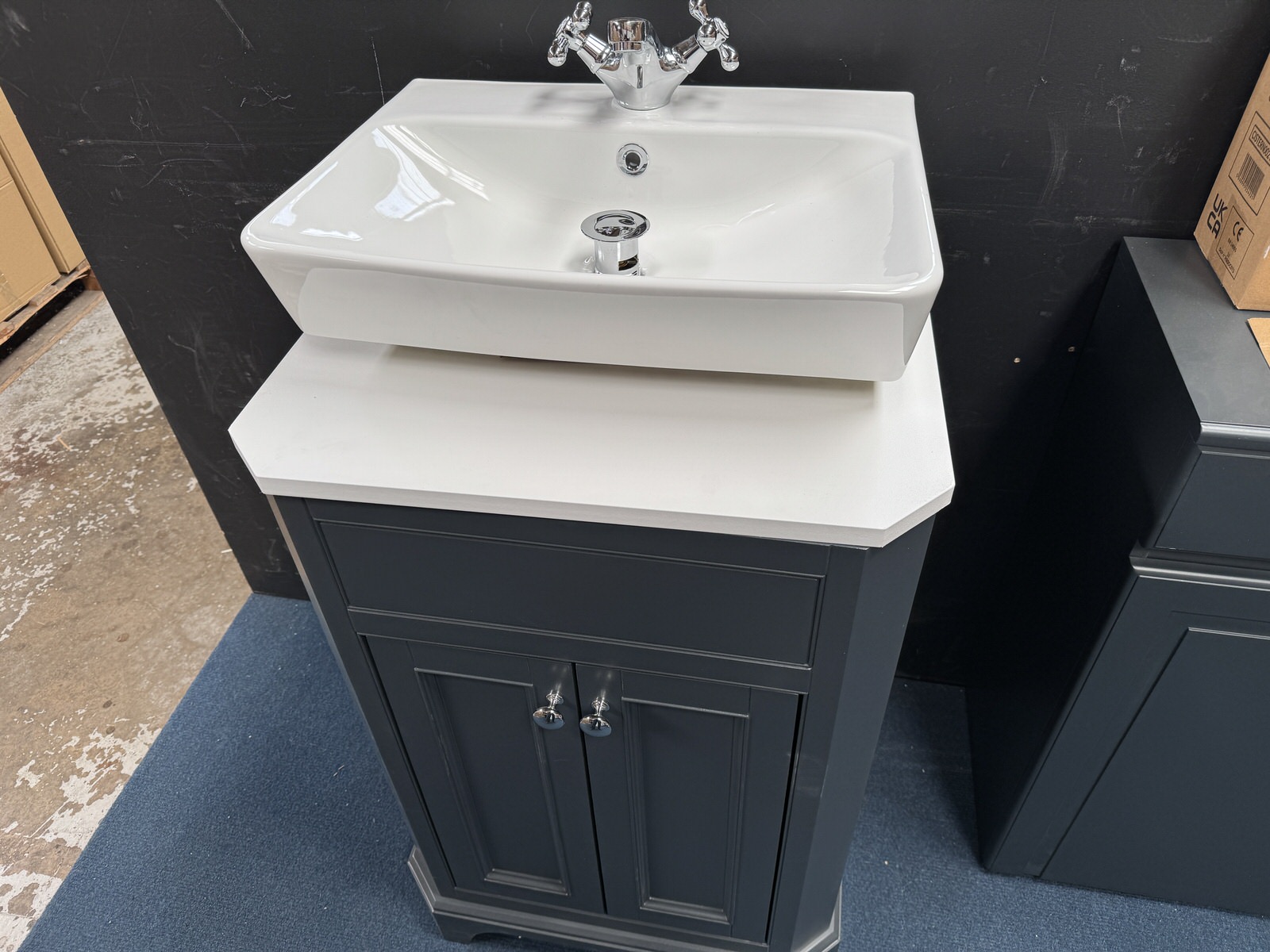 New Branded Quality Bath Wares & Bathroom Equipment, due to Clearance | No Reserve