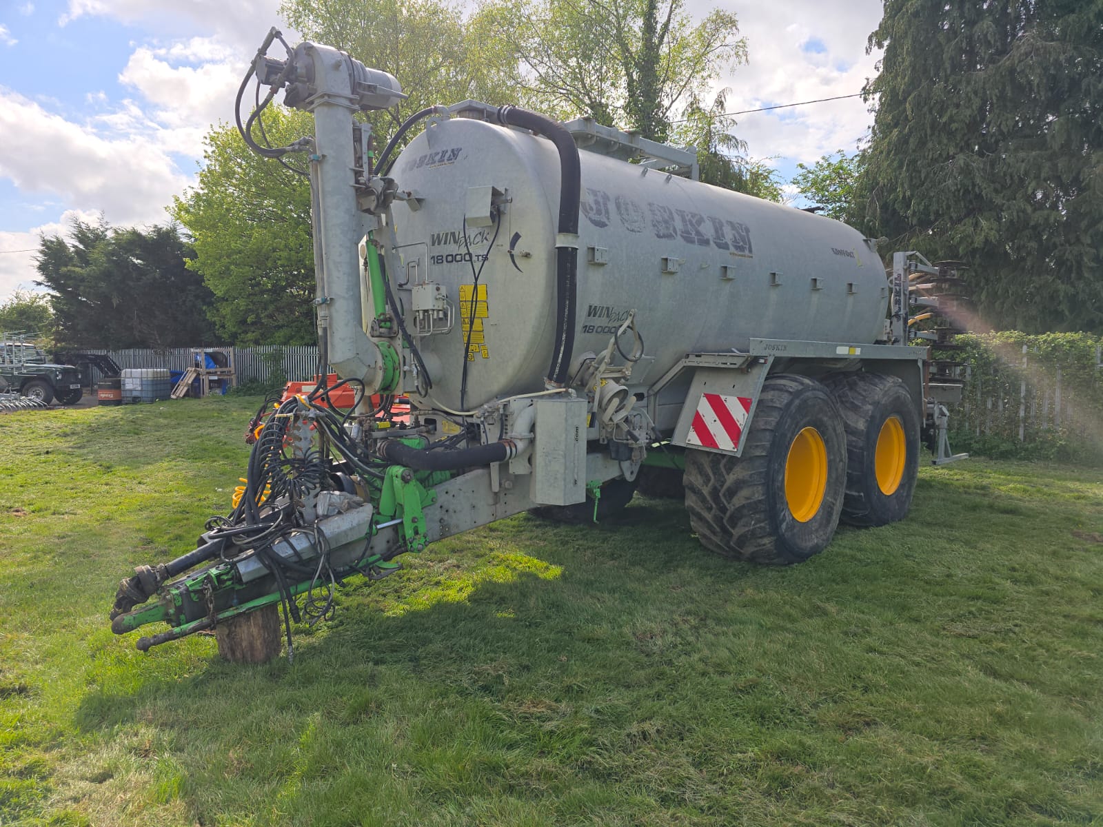 Joskin Tankers, New Holland Telehandlers & Volkswagen Transporter on behalf of New Holland Dealership, due to Fleet Renewal | Single Vendor Auction over 3 Depots in South West England