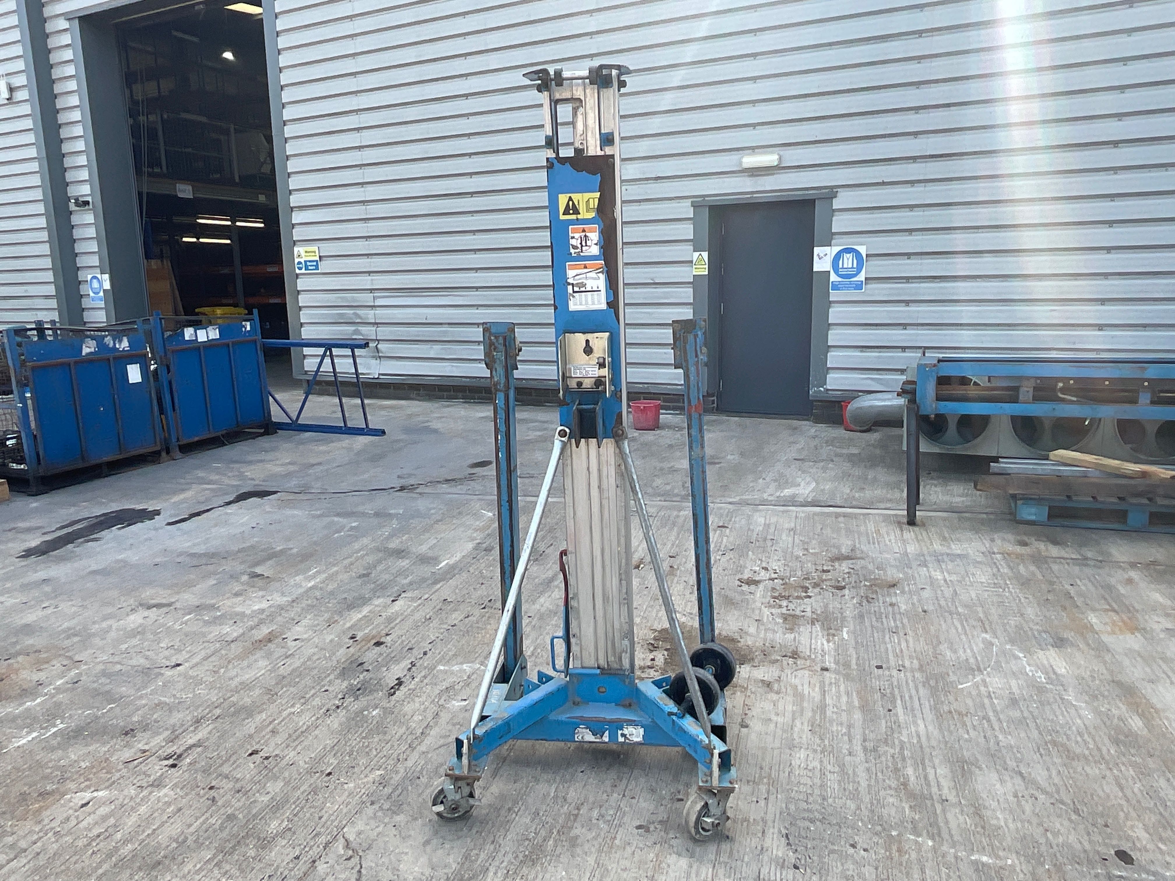 Power Tools, Tools & Equipment to include Plate Compactors, Cement Mixers, Breakers, Power Packs & more direct from UK PLCs | Loading & Shipping Available