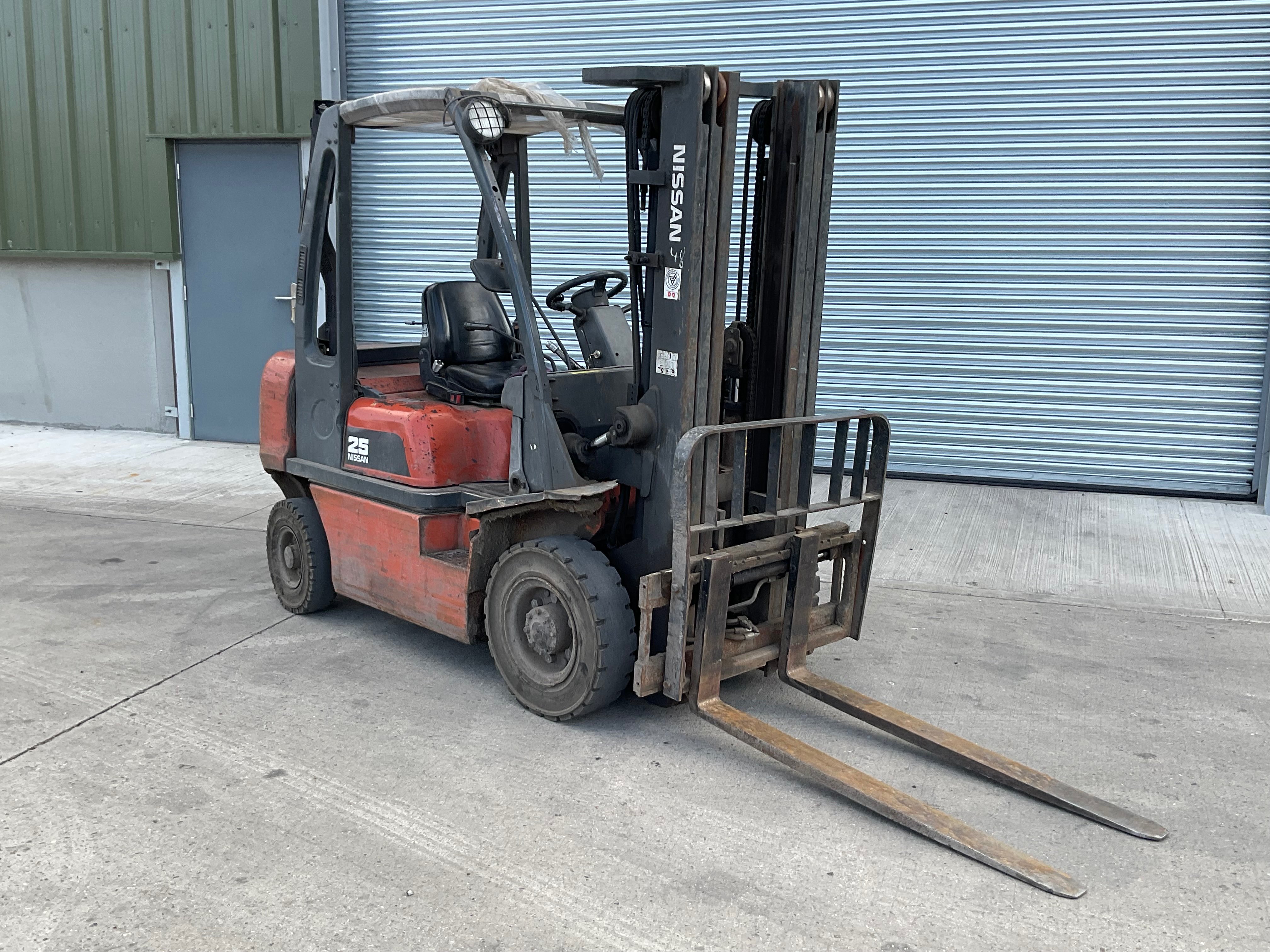 Commercial Vehicles & Forklift Truck by Instruction from the Director of Seagraves Pallets Limited Pending Appointment of the Liquidator | Subject to Vendor Approval