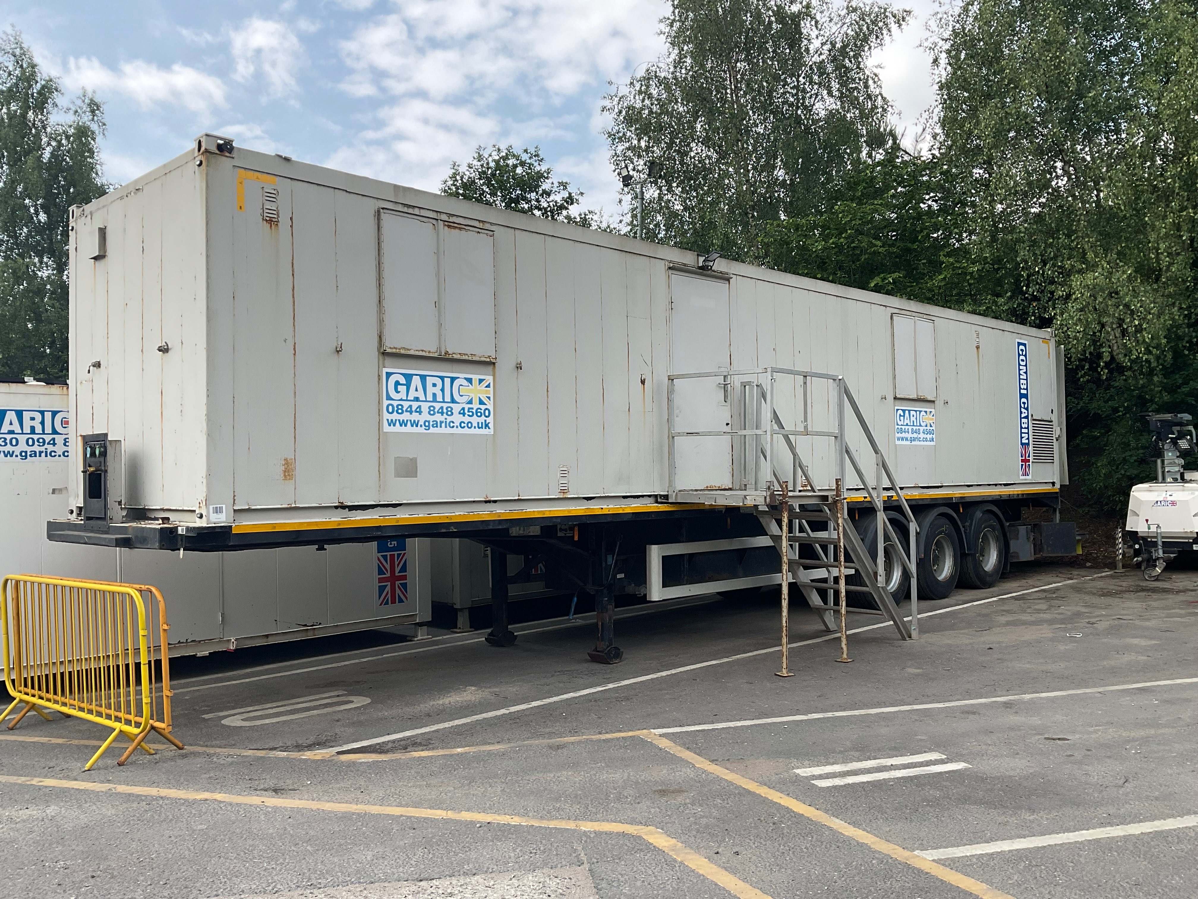 40ft Montracon Tri Axle Welfare Trailer, 24ft Fusion Plus Static Welfare & Fuel Safe Static & Mobile Bunded Fuel Vessels, due to Fleet Renewal