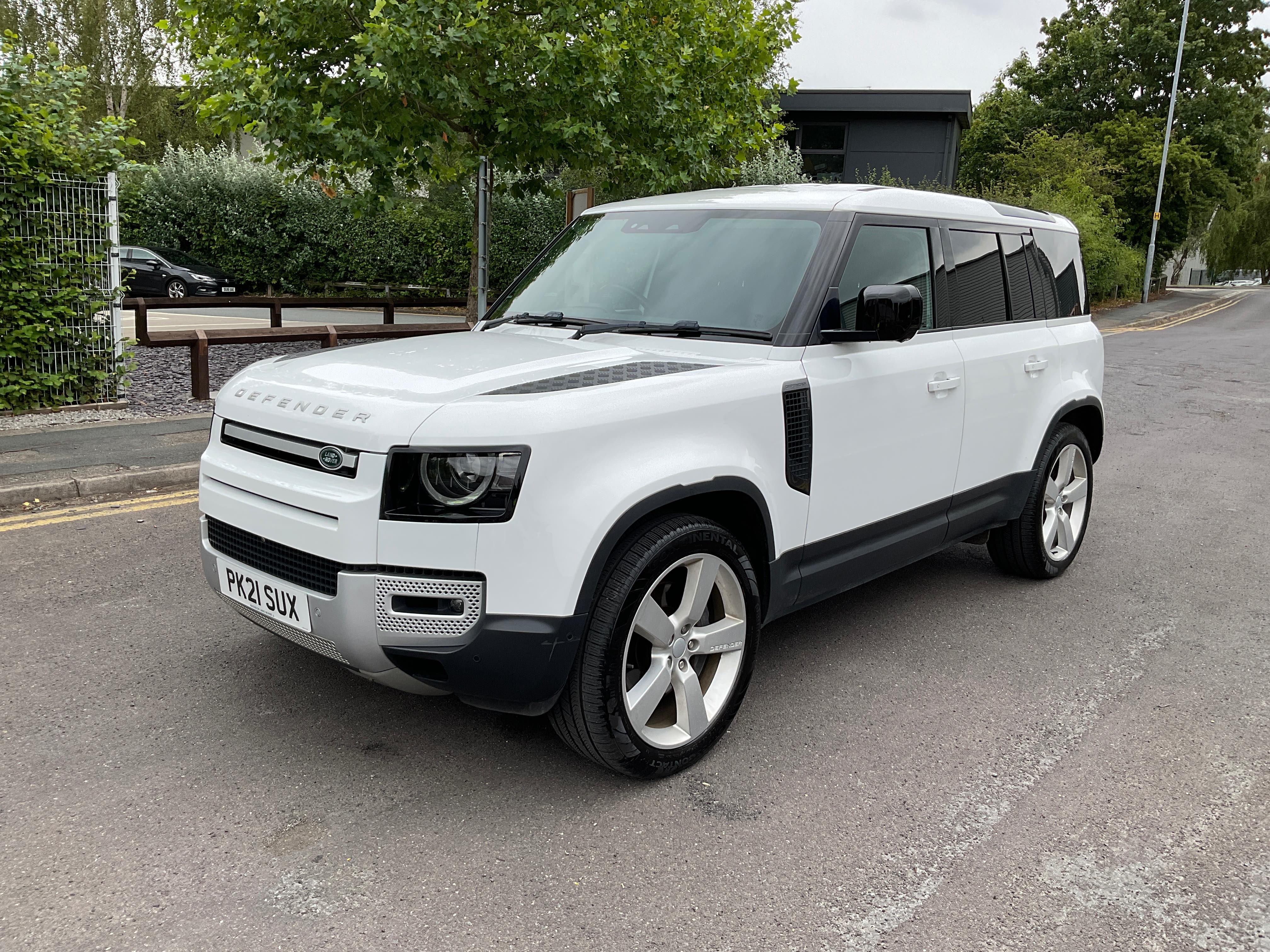 2021 Land Rover Defender 3.0 D300 HSE Hard Top, by Instruction of the Liquidators of Fernwood Financial Limited | Winning Bid is Subject to Vendor Approval